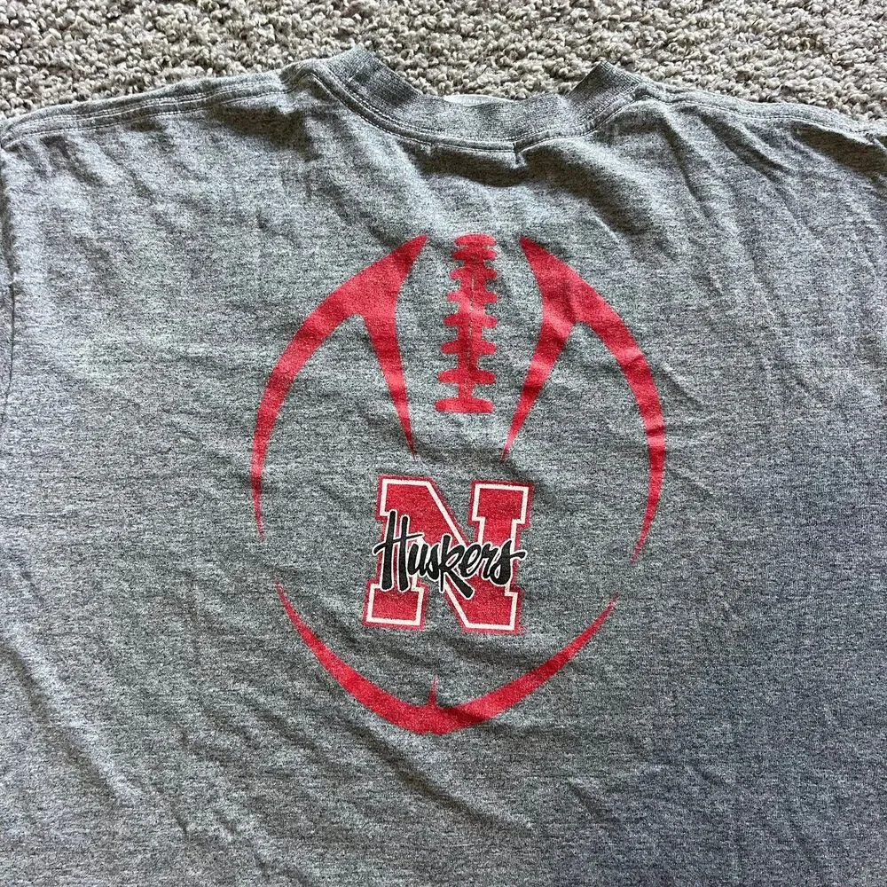 Vintage 90s Nike Nebraska Cornhuskers Football T Shirt Center Swoosh Size Large